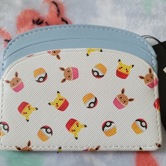 Pokemon card holder - Picture 4 of 6